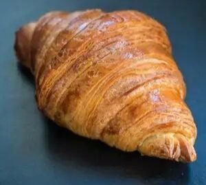 El Alar Croissant De Mantequilla